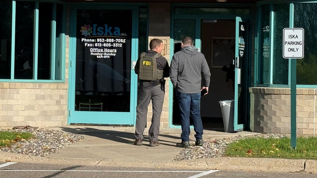 Federal law enforcement officers in Twin Cities Thursday for "court-authorized investigative activity," FBI says — Shakopee Business news
