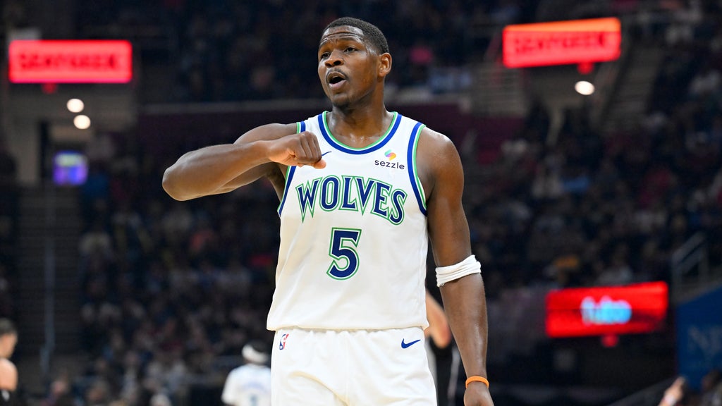 Timberwolves star Anthony Edwards to undergo knee procedure, will miss up to 2 months, ESPN sources says — Shakopee Sports news