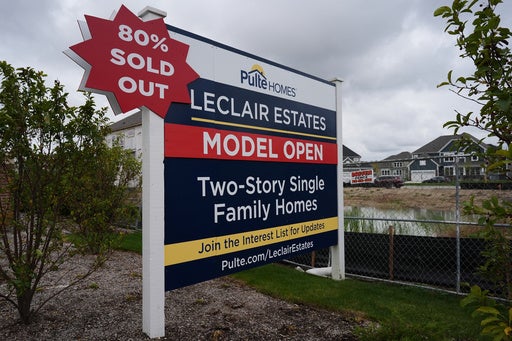 The average 30-year US mortgage rate dips to 7.24%, the lowest level in more than a month. — Shakopee Real Estate news