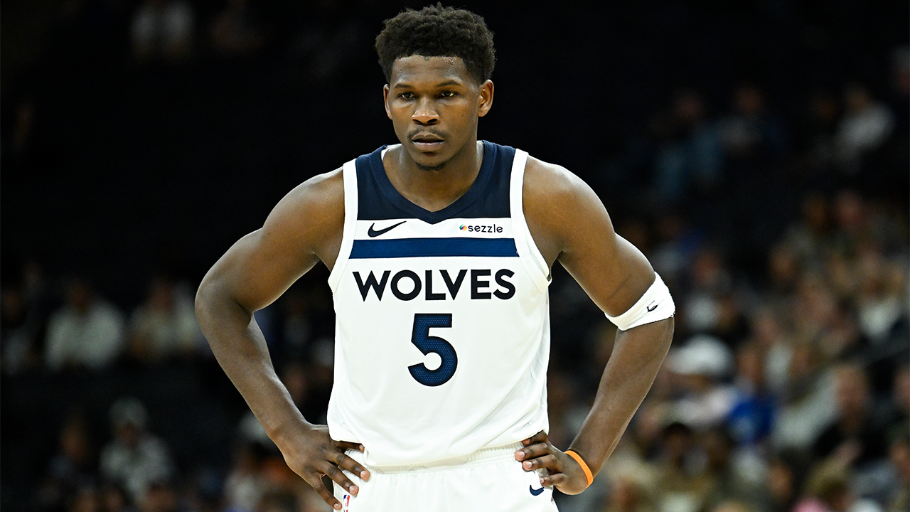 Anthony Edwards to miss up to 2 months due to right knee procedure — Shakopee Sports news